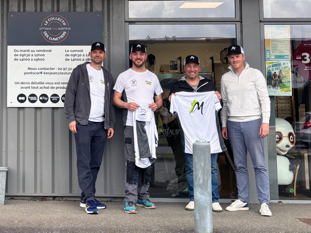 remise_maillot_macadam_le_collectif_des_lunetiers_pont-scorff_zoom